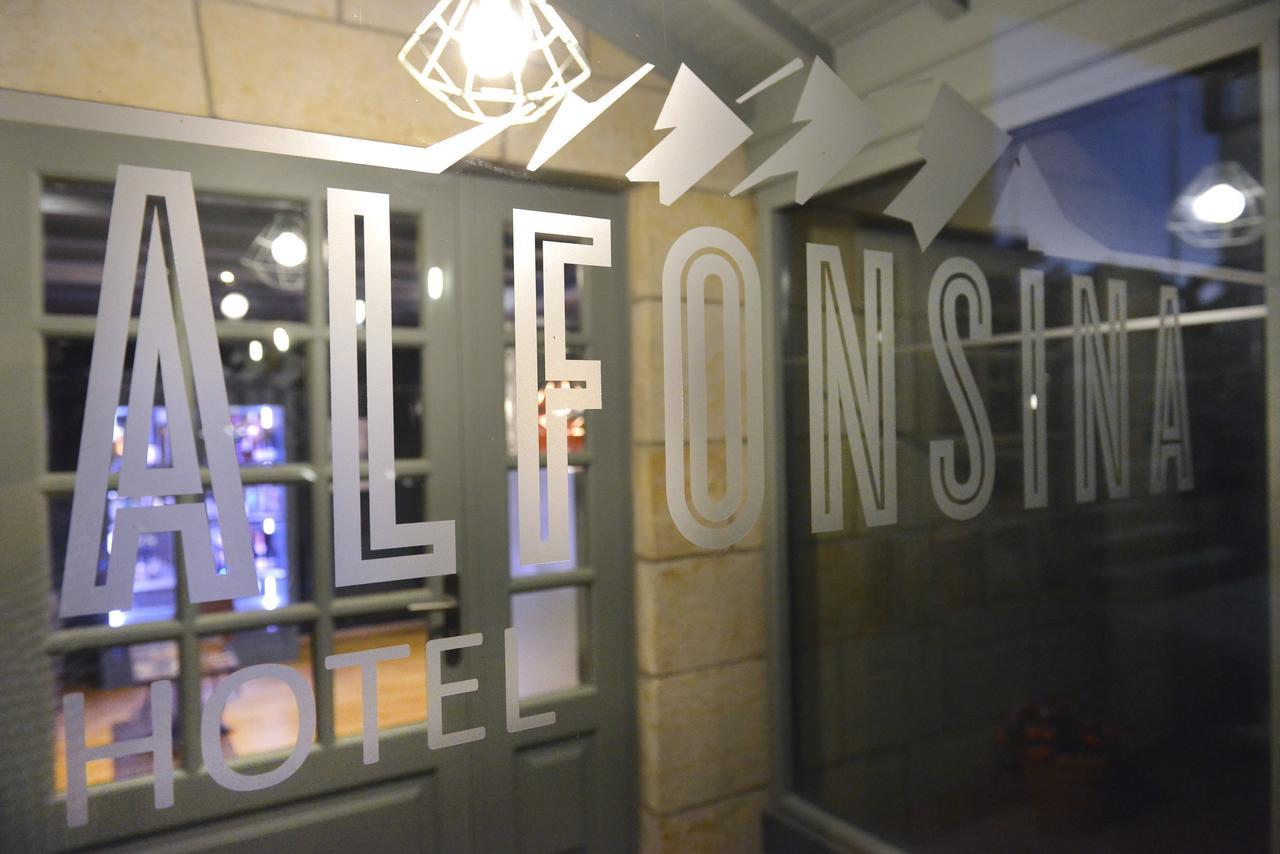 Hotel La Alfonsina Santibanez de Villacarriedo Eksteriør bilde