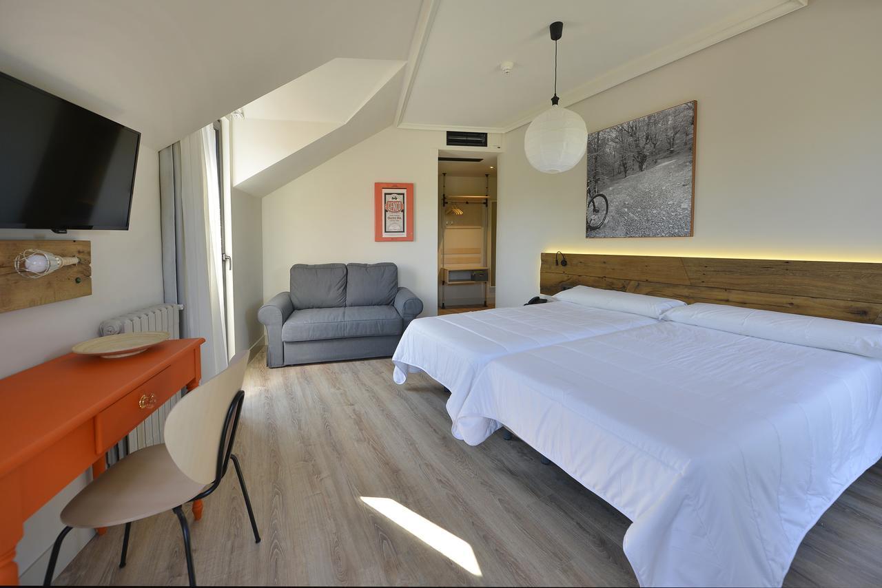 Hotel La Alfonsina Santibanez de Villacarriedo Eksteriør bilde